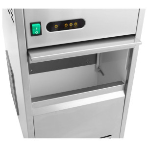 Ice Machine 30 kg - Dynasteel: Powerful performance and stainless steel design