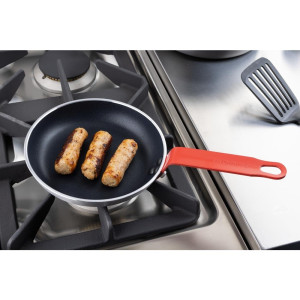 Aluminium Non-Stick Frying Pan Ø 200 mm Red Handle - Hygiplas