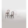 Bistrostoelen Gebogen Hout Noten Afwerking. Charme en Comfort voor Uw Restaurant.