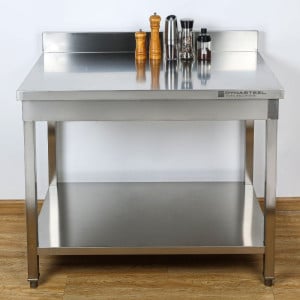Dynasteel Edelstahltisch - Robust und Praktisch