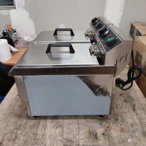 Professional Deep Fryer 2 x 13 L with Drain - Dynasteel: Performance and durability for your kitchen
