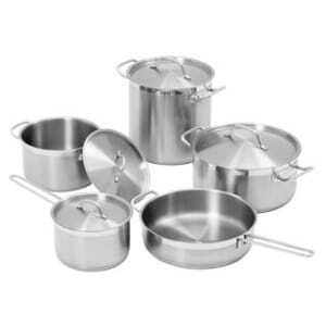 Set of 9 saucepans